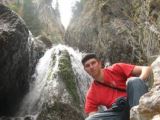 Водопад в ущелье Чон-Кызыл-Суу